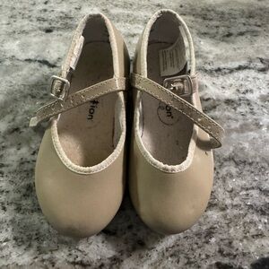 Revolution Beige/Tan Mary Jane Dress Shoes for Kids